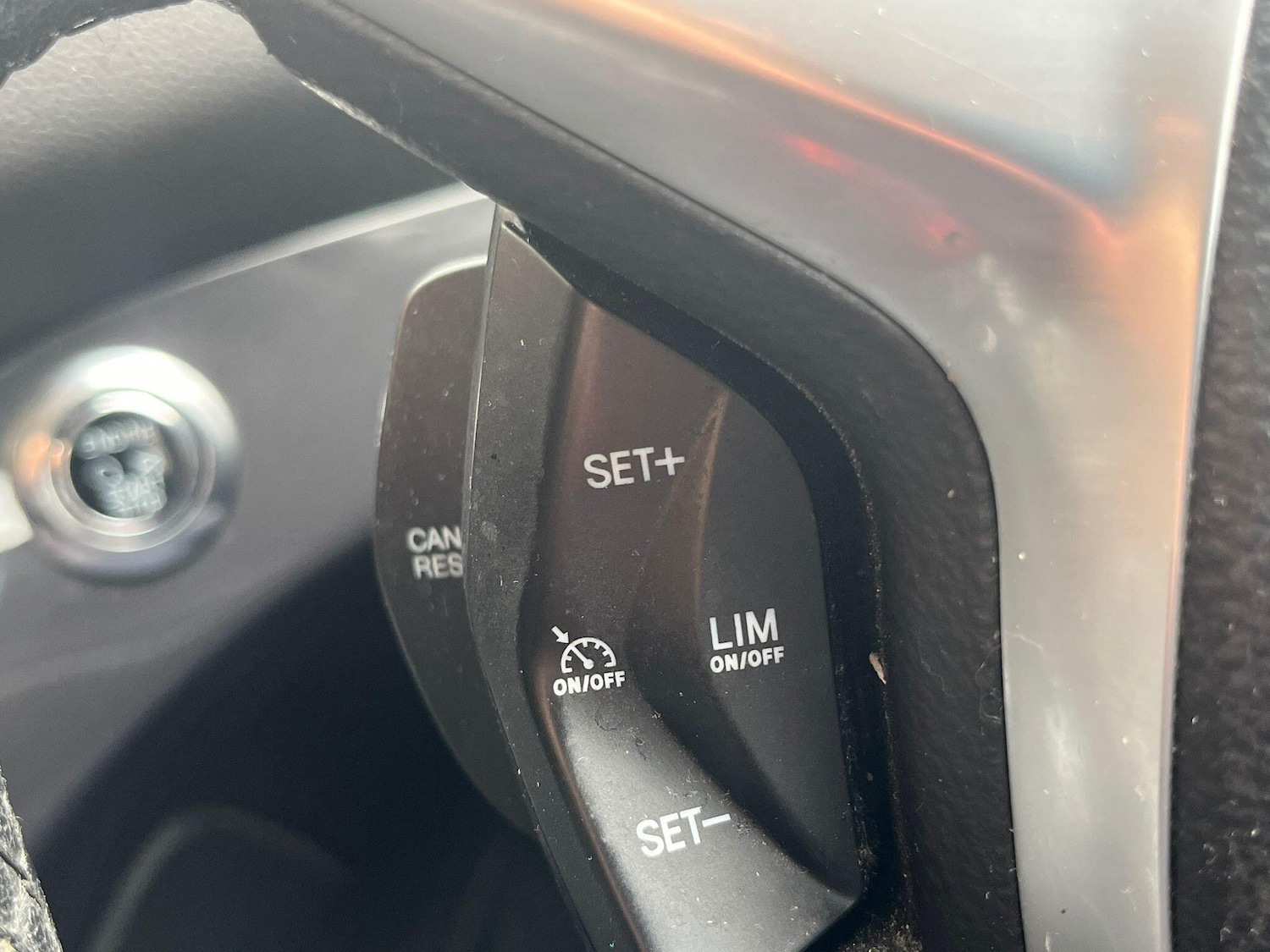 Used Ford Kuga 2014 for sale - 76370915: Photo 17