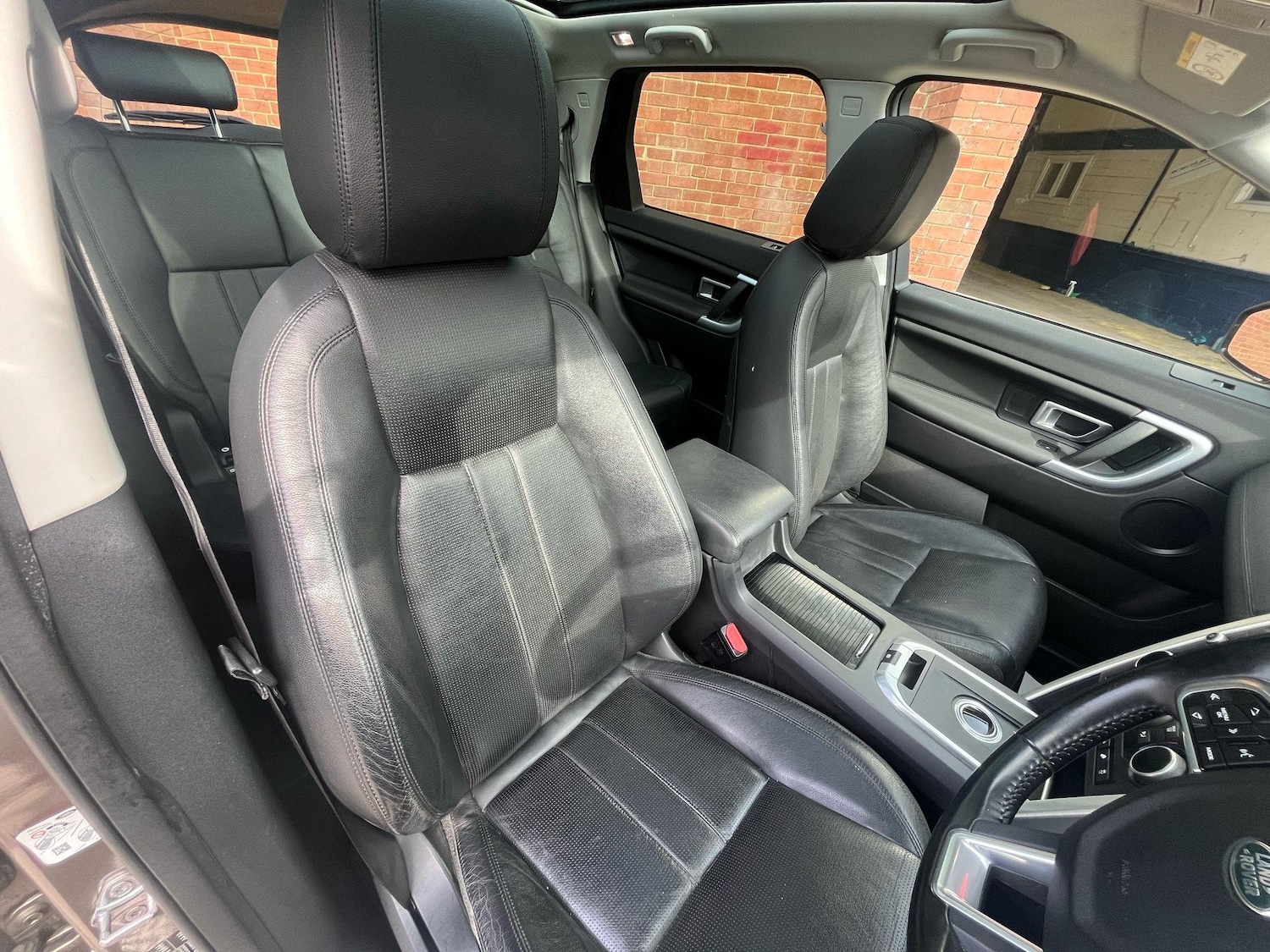 Used Land Rover Discovery Sport 2016 for sale - 76408654: Photo 25