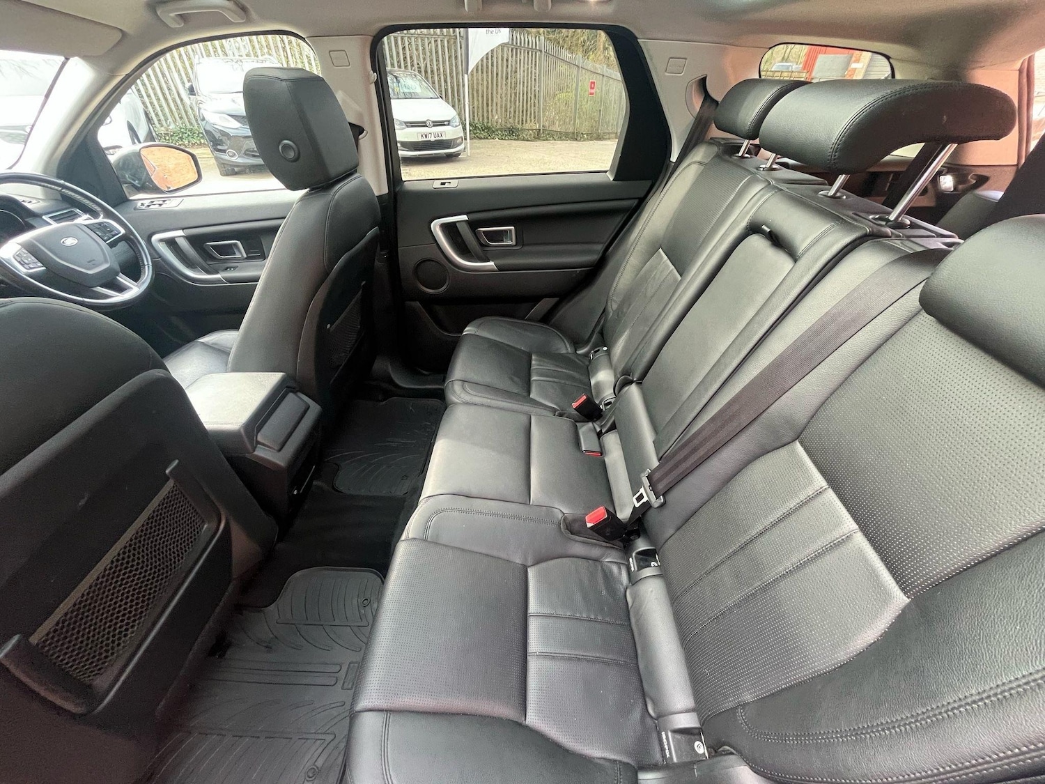 Used Land Rover Discovery Sport 2016 for sale - 76408654: Photo 30