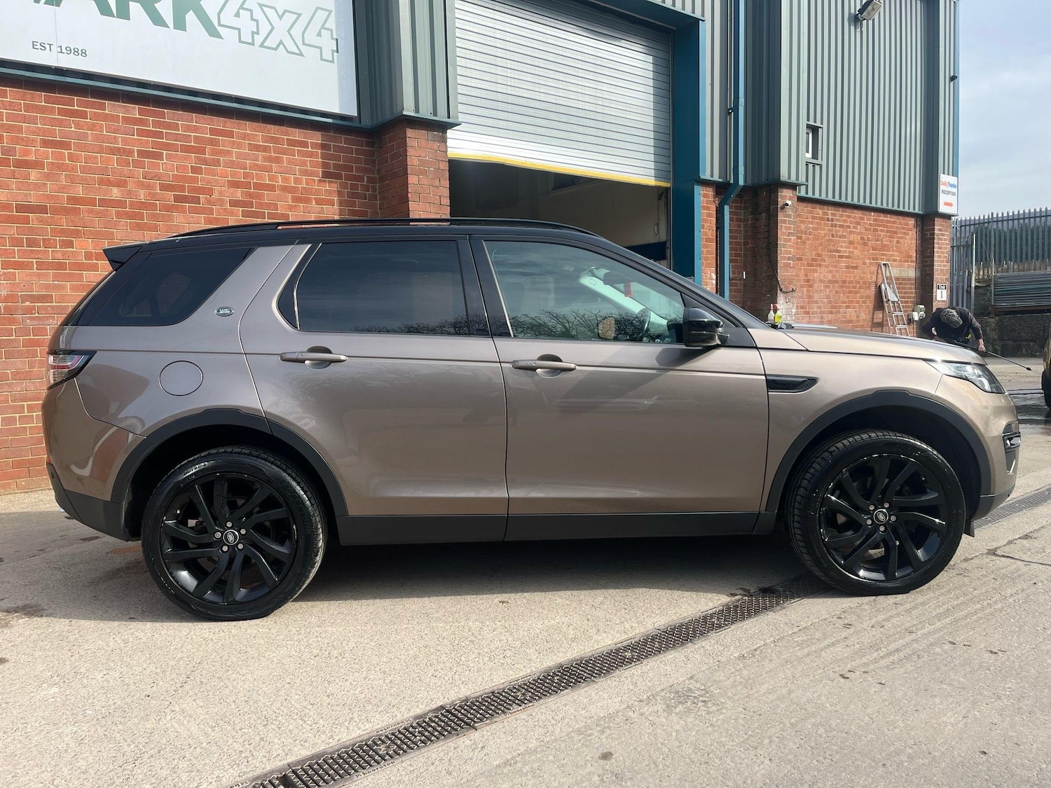 Used Land Rover Discovery Sport 2016 for sale - 76408654: Photo 5