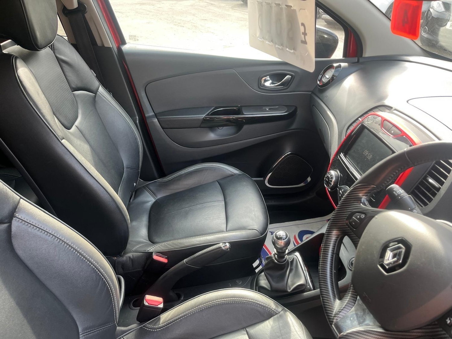 Used Land Rover Discovery Sport 2016 for sale - 76408654: Photo 6