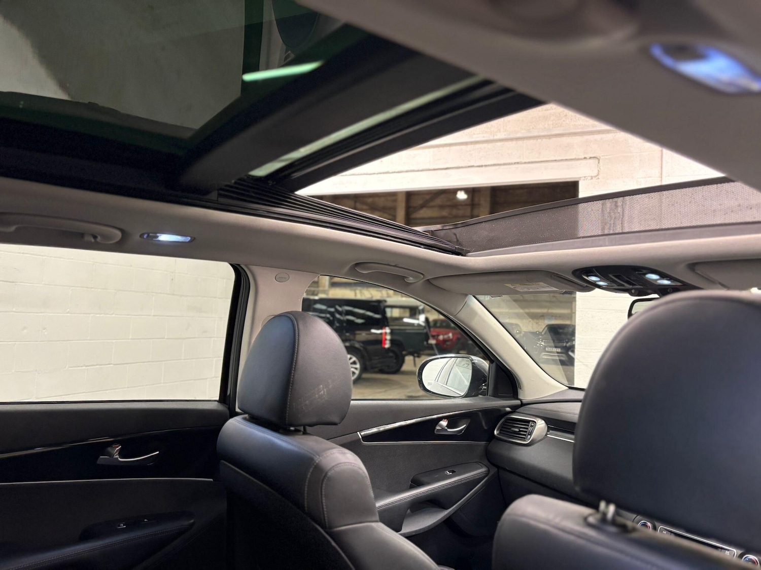 Used Kia Sorento 2018 for sale - 77109308: Photo 48