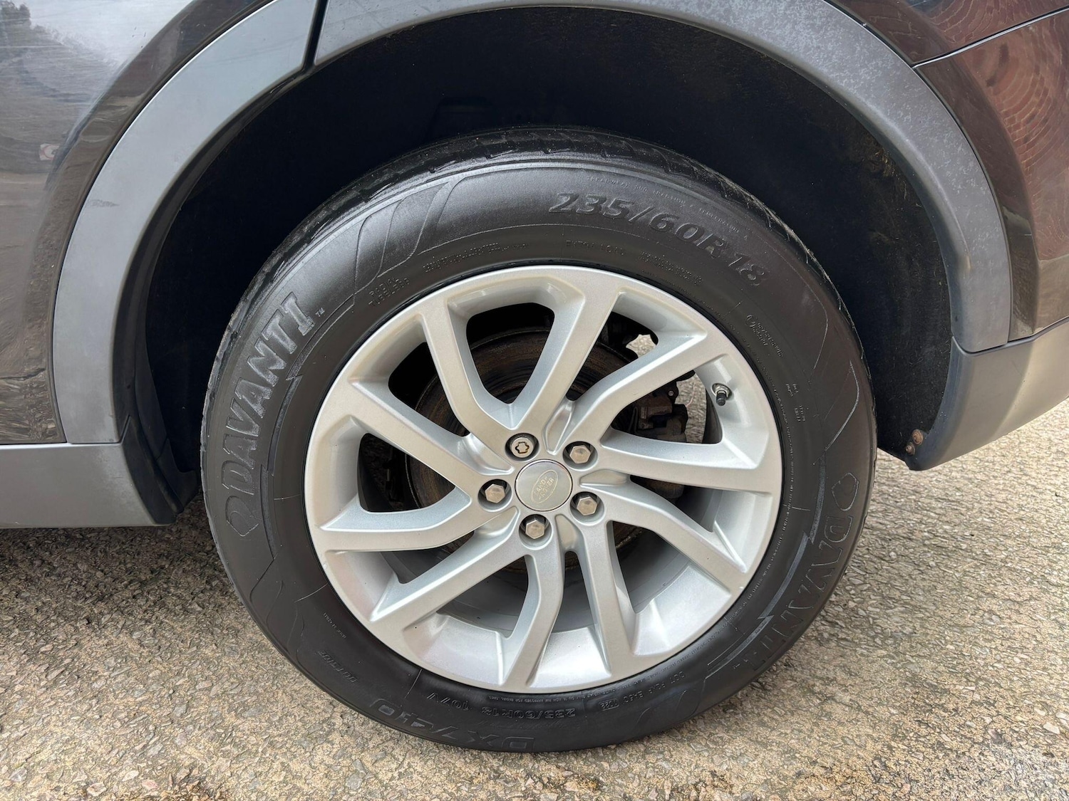 Used Land Rover Discovery Sport 2016 for sale - 76167512: Photo 11