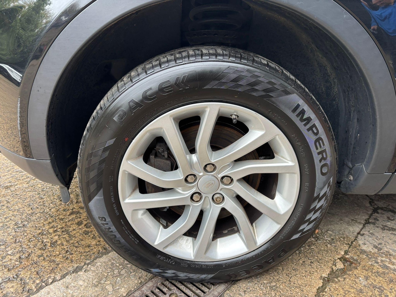 Used Land Rover Discovery Sport 2016 for sale - 76167512: Photo 24