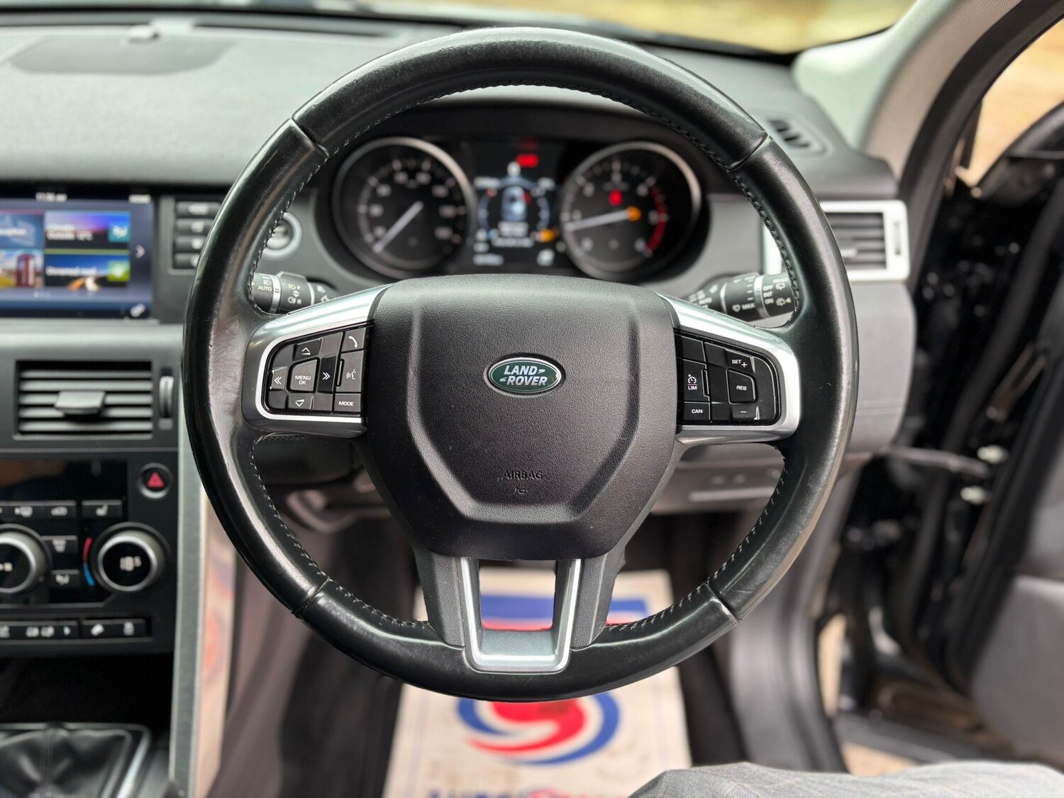 Used Land Rover Discovery Sport 2016 for sale - 76167512: Photo 28