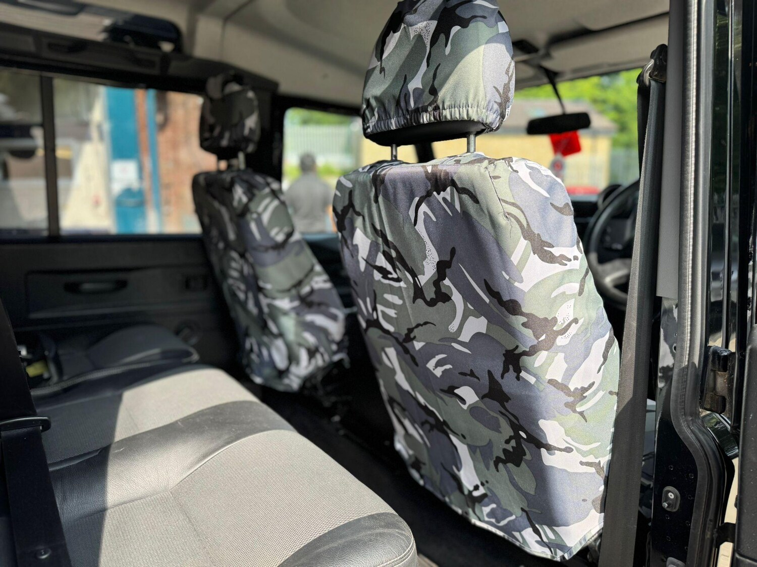 Vehicle 33