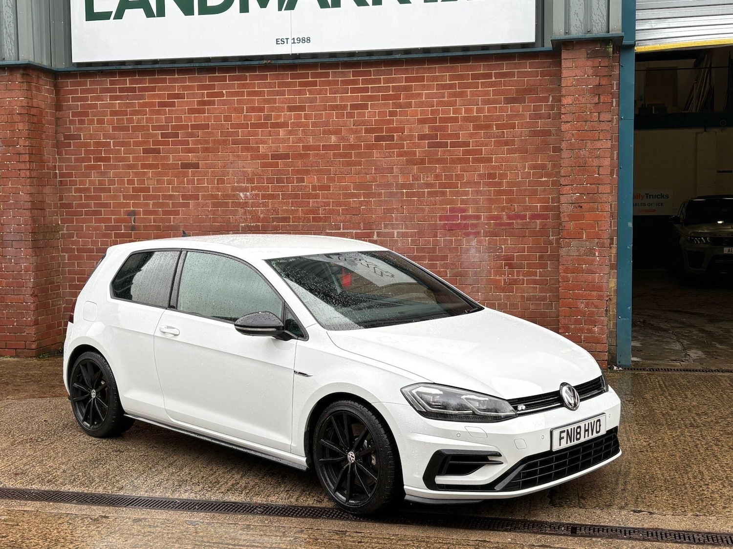 Used Volkswagen Golf 2018 for sale - 76613298: Photo 35