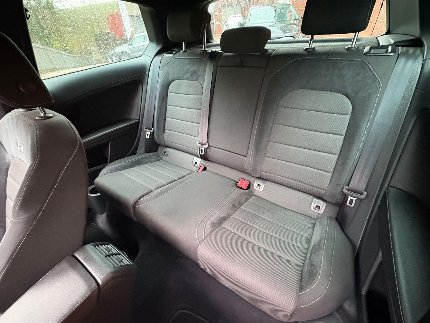 Used Volkswagen Golf 2018 for sale - 76613298: Photo 4