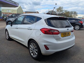 Used Ford Fiesta 2019 for sale - 78319305: Photo