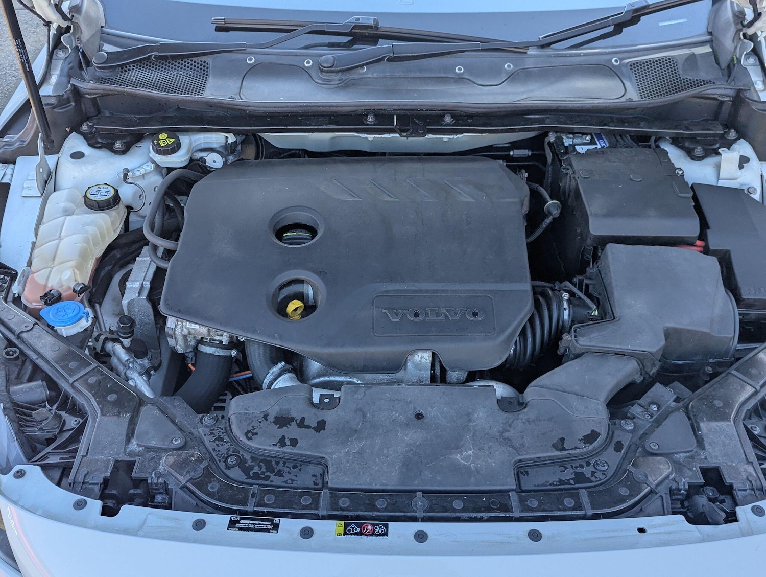 Used Volvo V40 2014 for sale - 78157025: Photo 18