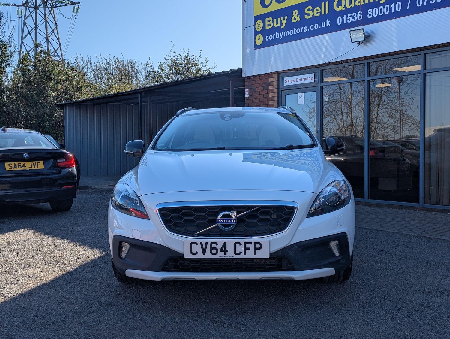 Used Volvo V40 2014 for sale - 78157025: Photo 2