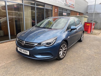 Used Vauxhall Astra 2016 for sale - 79453362: Photo