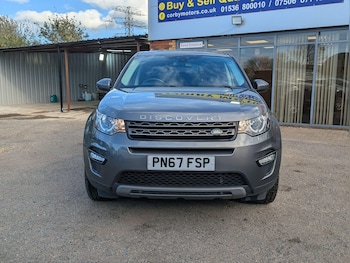 Used Land Rover Discovery Sport 2017 for sale - 78261221: Photo