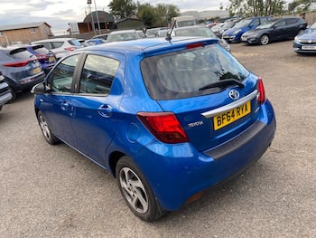 Used Toyota Yaris 2014 for sale - 79821515: Photo