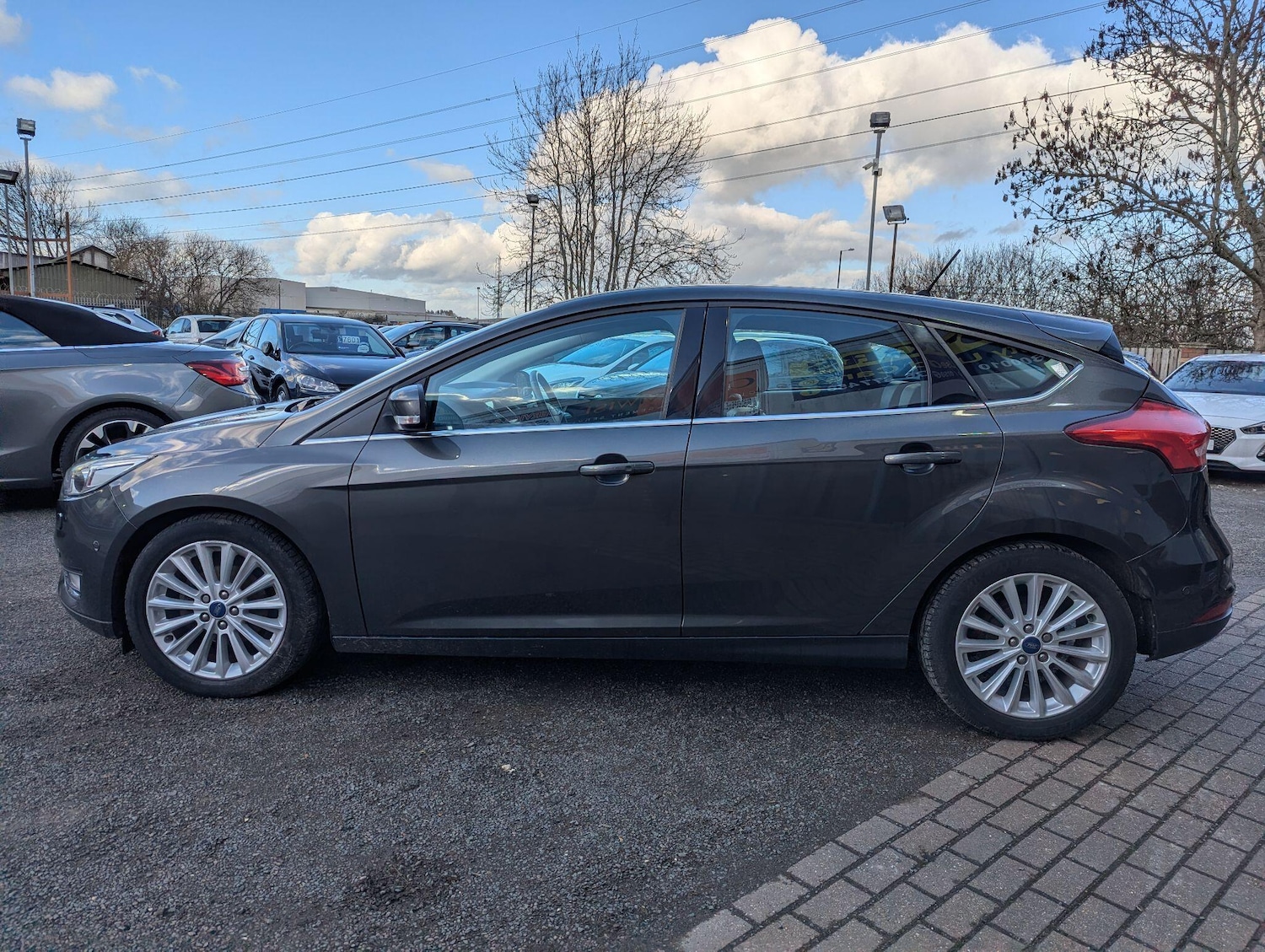Used Ford Focus 2017 for sale - 78074013: Photo 3