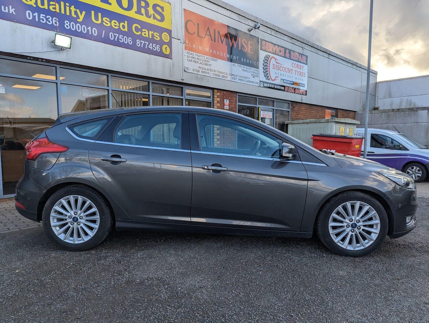 Used Ford Focus 2017 for sale - 78074013: Photo 5