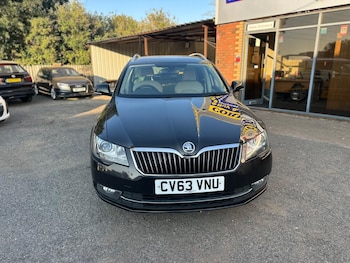 Used Skoda Superb 2014 for sale - 79256299: Photo