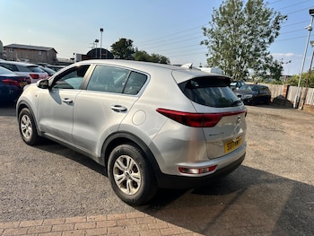 Used Kia Sportage 2017 for sale - 79144908: Photo