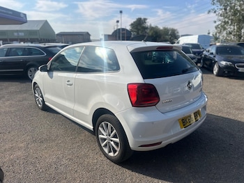 Used Volkswagen Polo 2016 for sale - 79521259: Photo