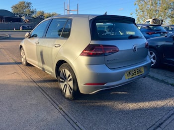 Used Volkswagen Golf 2020 for sale - 79860958: Photo