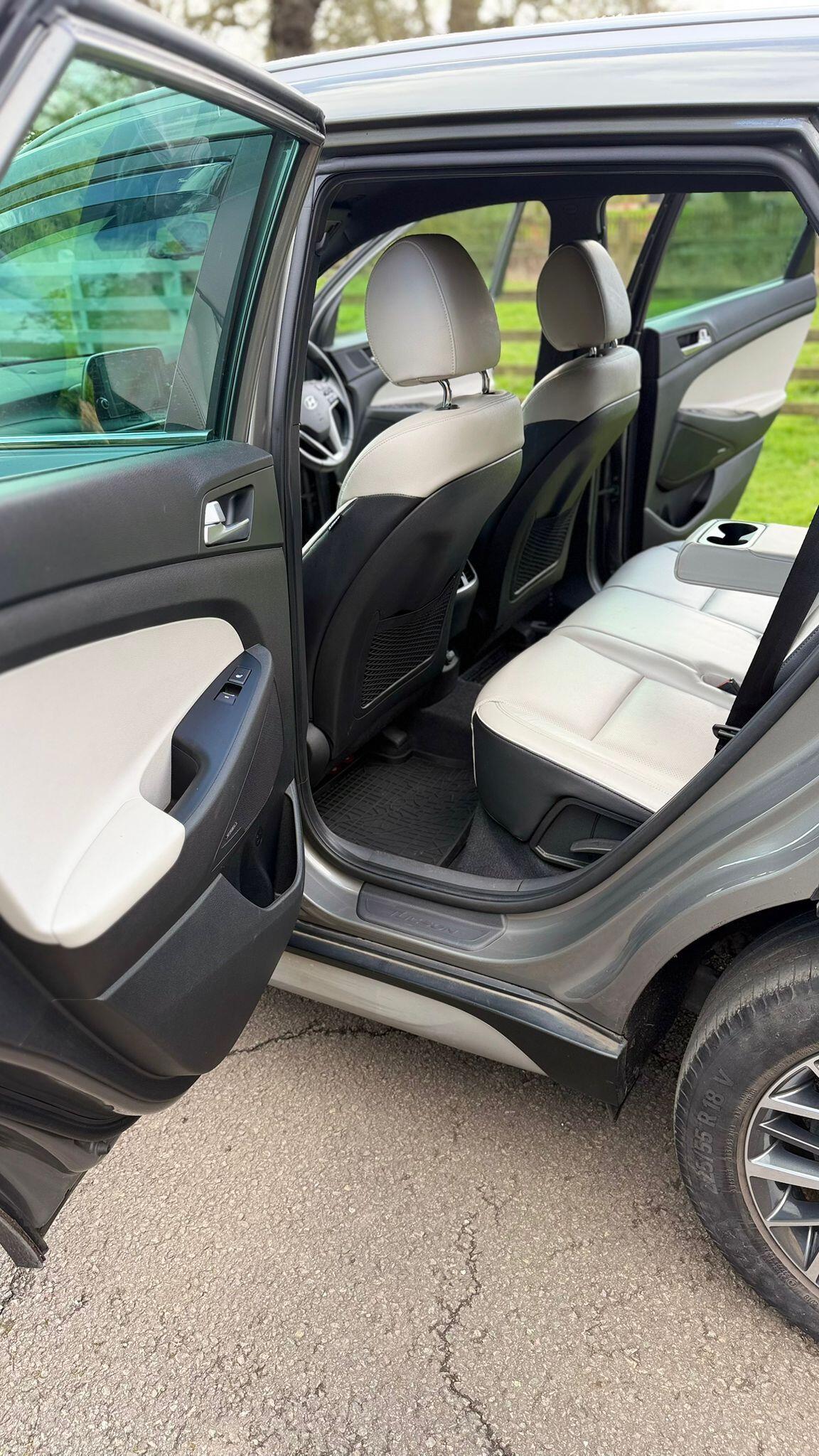 Used Hyundai TUCSON 2018 for sale - 78074060: Photo 7