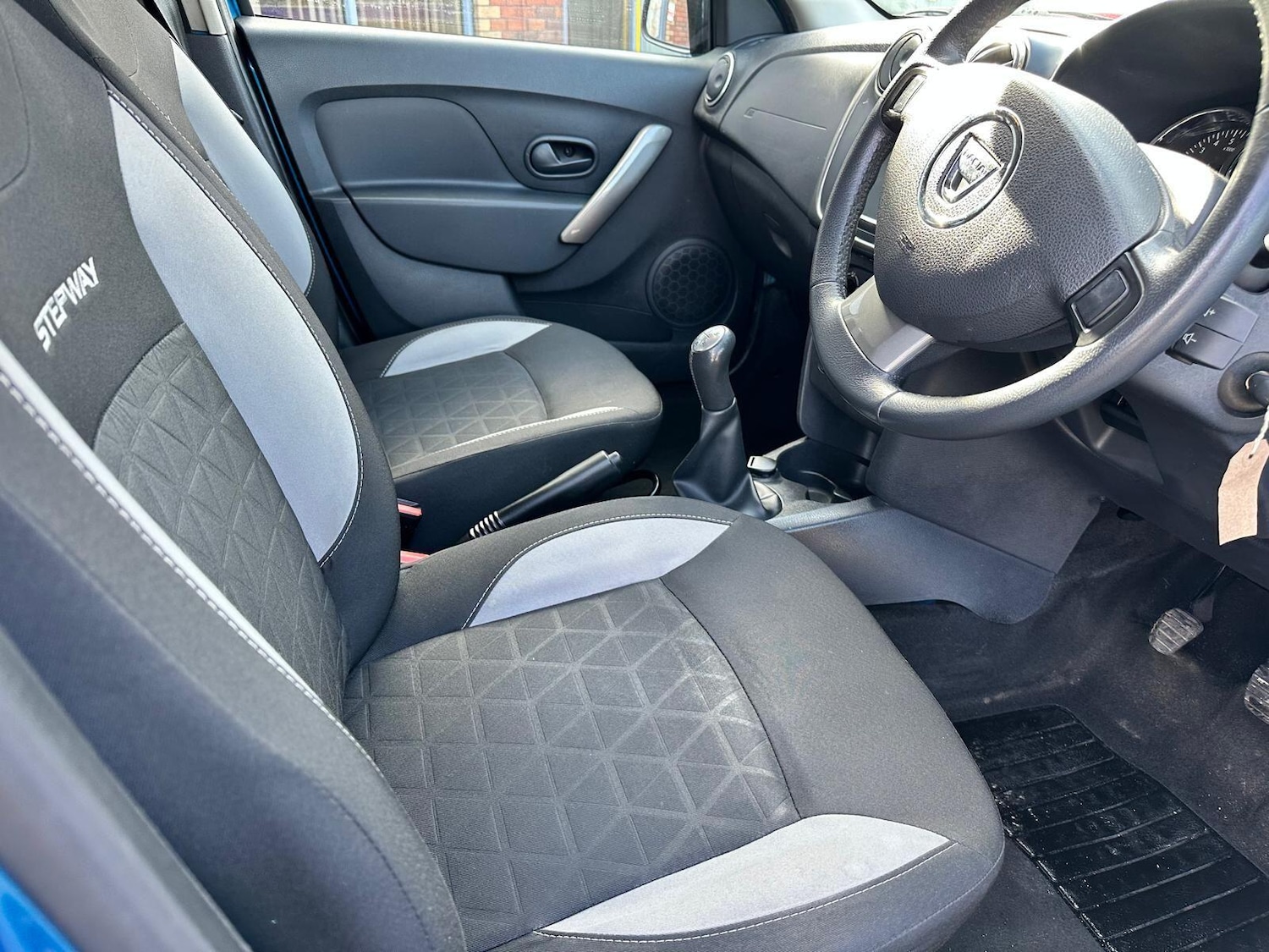 Used Dacia Sandero Stepway 2013 for sale - 78204941: Photo 12