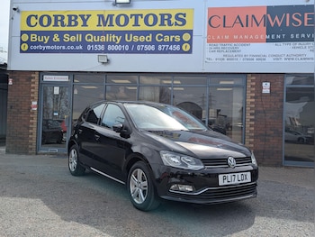 Used Volkswagen Polo 2017 for sale - 78462367: Photo
