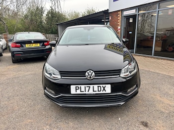 Used Volkswagen Polo 2017 for sale - 78462367: Photo