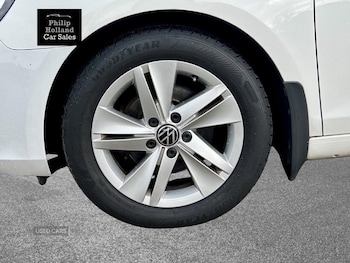 Used Volkswagen Golf 2012 for sale - 76179987: Photo