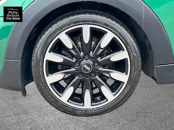 Used MINI Hatch 2019 for sale - 79401733: Photo