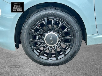 Used Fiat 500 2023 for sale - 76486378: Photo