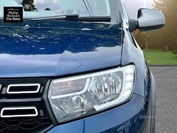 Used Dacia Sandero Stepway 2017 for sale - 79085487: Photo