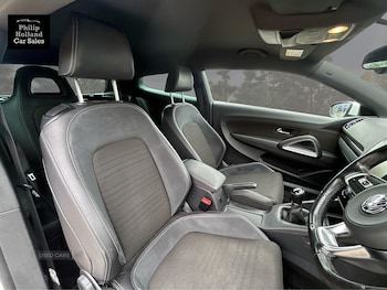 Used Volkswagen Scirocco 2017 for sale - 79189509: Photo