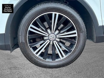 Used Volkswagen Tiguan 2016 for sale - 79677946: Photo
