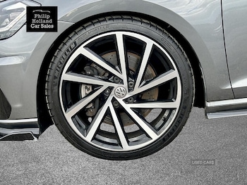 Used Volkswagen Golf 2018 for sale - 76486319: Photo