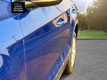 Used Volkswagen T-Roc 2023 for sale - 76976991: Photo