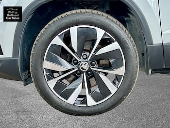 Used Skoda Karoq 2023 for sale - 78935797: Photo