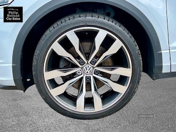 Used Volkswagen T-Roc 2019 for sale - 79085955: Photo