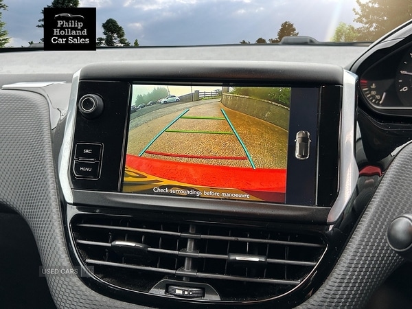 Used Peugeot 208 2015 for sale - 76856135: Photo 8