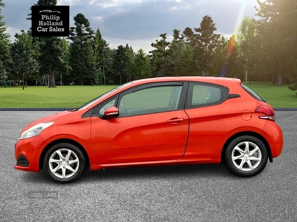 Used Peugeot 208 2015 for sale - 76856135: Photo 9