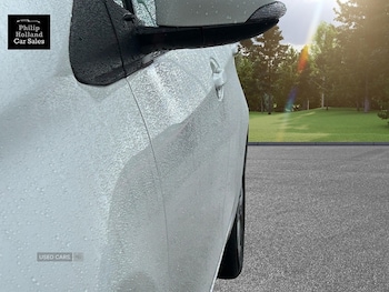 Used Toyota Yaris 2014 for sale - 79566365: Photo