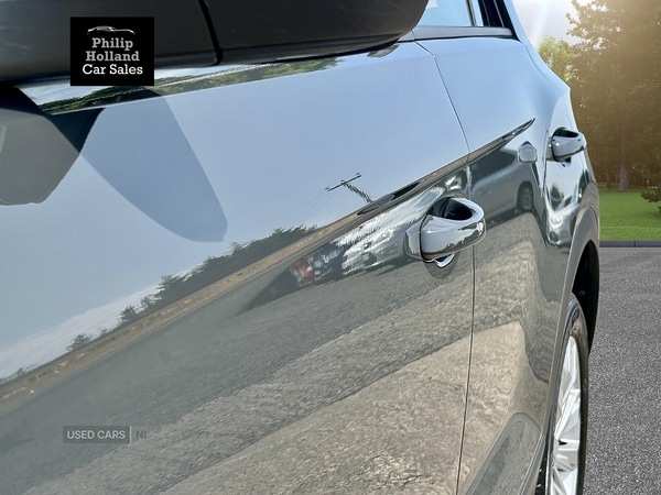 Used Volkswagen T-Roc 2019 for sale - 76486330: Photo 2