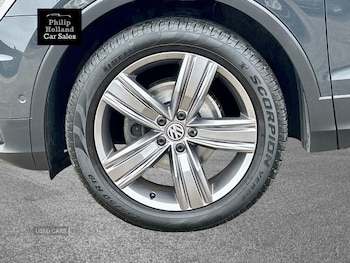 Used Volkswagen Tiguan 2019 for sale - 77739172: Photo