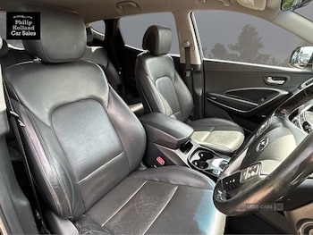 Used Hyundai Santa Fe 2017 for sale - 78947927: Photo
