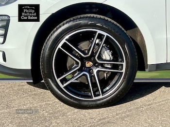 Used Porsche Macan 2017 for sale - 78020762: Photo