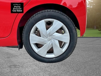 Used Toyota AYGO 2016 for sale - 76486334: Photo