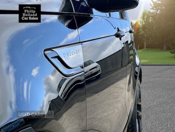 Used Land Rover Discovery 2017 for sale - 77739166: Photo