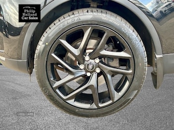 Used Land Rover Discovery 2017 for sale - 77739166: Photo