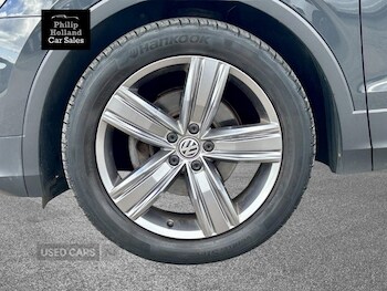 Used Volkswagen Tiguan 2019 for sale - 77825452: Photo