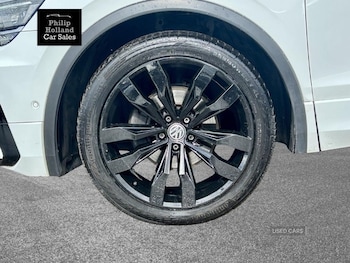 Used Volkswagen Tiguan 2020 for sale - 75697727: Photo
